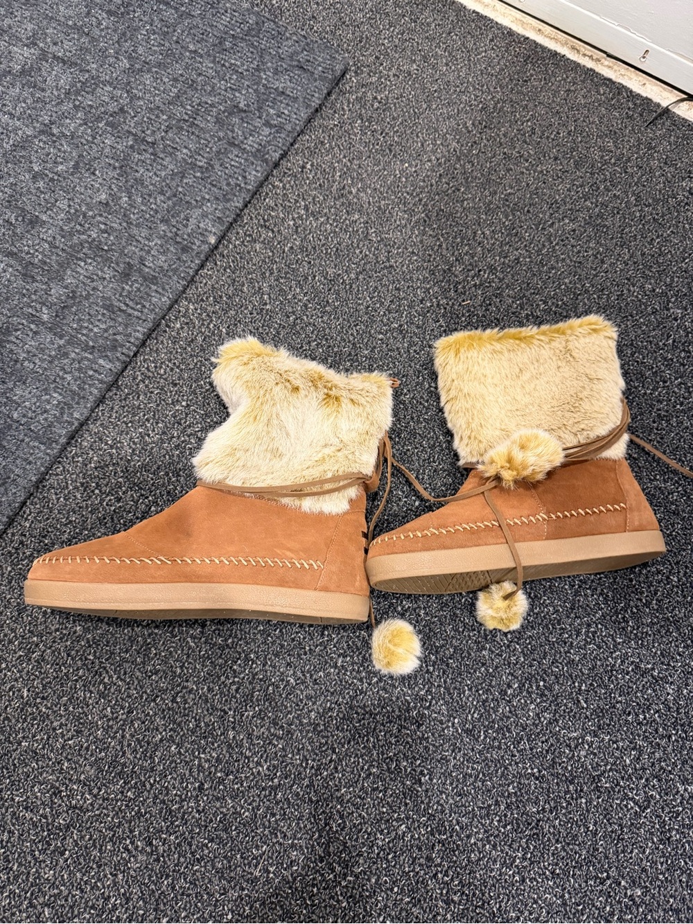 Toms Tan Suede Faux Fur Cuff Winter Ankle Boots with Pom Ties